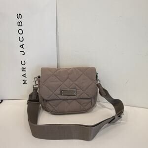 NEW‼️Marc Jacobs Nylon Messenger 4F5HMS018H02 Concrete $248